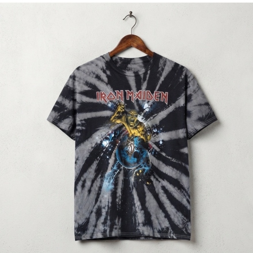 Iron Maiden Eddie Globe Tie Dye Graphic T-Shirt Black White Sz‎ L 2022 Goth